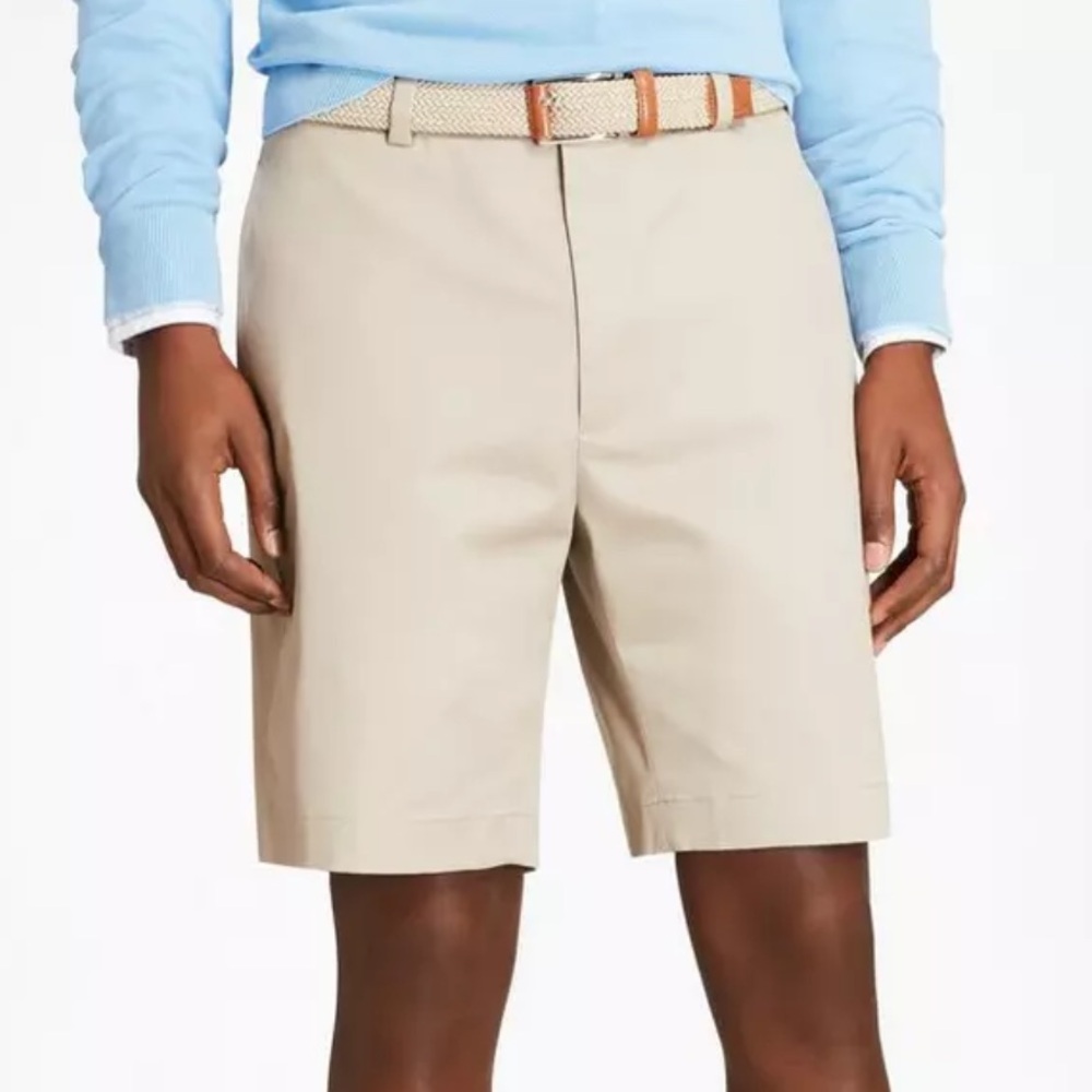 Brooks Brothers Khaki short. Size 30.